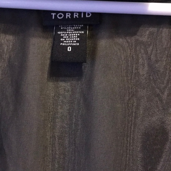 Torrid size 0 black top. - Picture 3 of 4